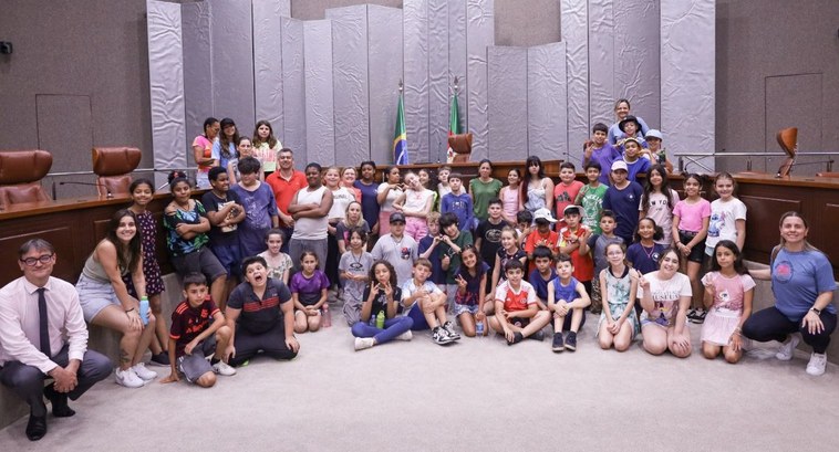 Memorial do TRE-RS recebe escola de Novo Hamburgo