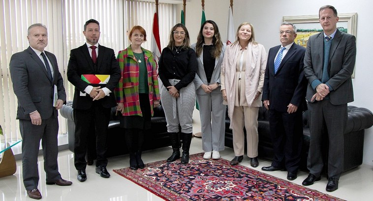 Vice-presidente e corregedor do TRE gaúcho participa de reunião do MPT-RS